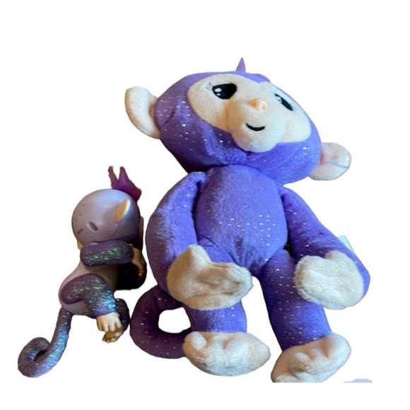 Fingerlings Small Plush Monkey Purple & Glitter Baby Fingerlings Make Noises - Picture 2 of 9
